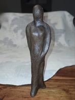 Sculptuur vrouw aardewerk/klei zwart/ bruin, Antiek en Kunst, Ophalen