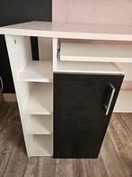 Wit Bureau met zwarte deurtjes, Ophalen, Gebruikt, Bureau