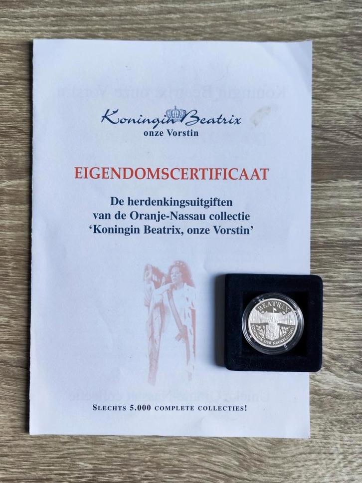 Zilveren munt ter ere van 25-jarig jubileum Beatrix, Postzegels en Munten, Munten | Nederland, Euro's, Koningin Beatrix, Zilver