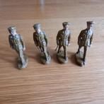 Elestolin soldaatjes 4 stuks lopend., Verzamelen, Militaria | Tweede Wereldoorlog, Overige typen, Engeland, Landmacht, Ophalen