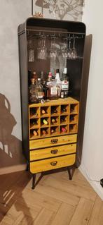 Dutchbone wijnkast, Huis en Inrichting, Kasten | Ladekasten, 50 tot 100 cm, Zo goed als nieuw, 3 of 4 laden, 25 tot 50 cm