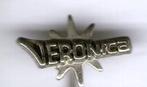 Veronica zilverkleurig omroep speldje ( V_034 ), Verzenden, Zo goed als nieuw, Merk, Speldje of Pin