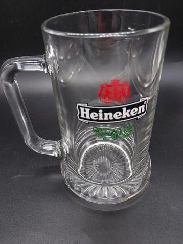 Mooie robuuste bierpul van Heineken beschikbaar voor biedingen