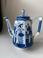 Antieke Porseleinen Lange Lisa koffiepot, Ophalen of Verzenden