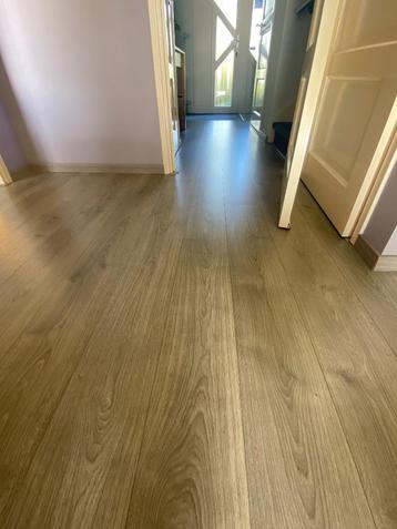 ca 14 m2 laminaat aangeboden beschikbaar voor biedingen
