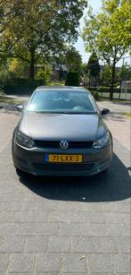 Volkswagen Polo 1.4 16V FSI 63KW 2010 Grijs, Auto's, Voorwielaandrijving, Stof, 4 cilinders, Origineel Nederlands