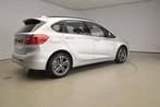 BMW 2 Serie Active Tourer 218i Automaat Sportline / Trekhaak, Euro 6, Origineel Nederlands, 3 cilinders, Zilver of Grijs