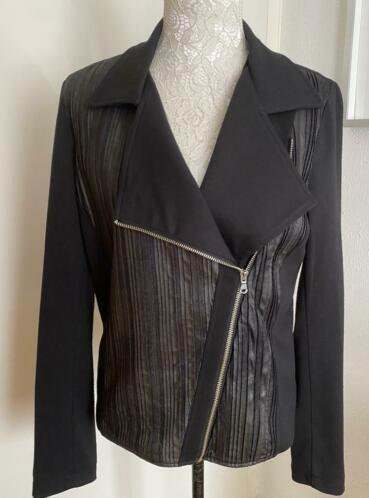 Transfer jasje maat 40, Kleding | Dames, Jasjes, Kostuums en Pakken, Zo goed als nieuw, Jasje, Maat 38/40 (M), Zwart, Ophalen of Verzenden
