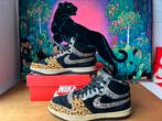 Nike air Jordan court force hi safari pack Atmos mt44, Kleding | Heren, Schoenen, Ophalen of Verzenden, Zo goed als nieuw, Sneakers of Gympen