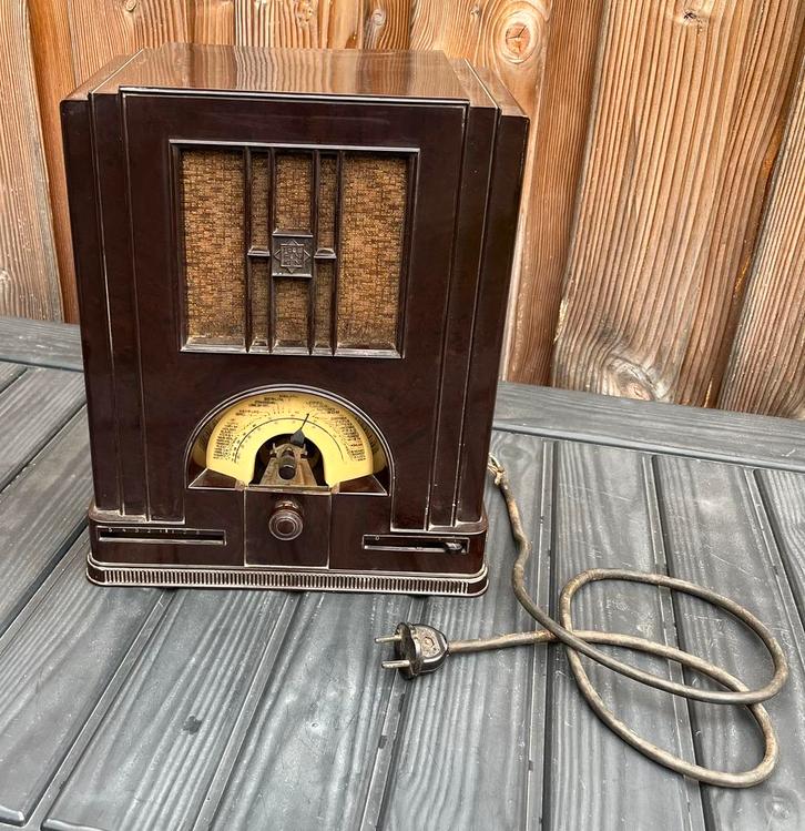 Volksempfänger Telefunken 125 WL / GL “Wiking” 1933-1935, Verzamelen, Militaria | Tweede Wereldoorlog, Duitsland, Ophalen of Verzenden