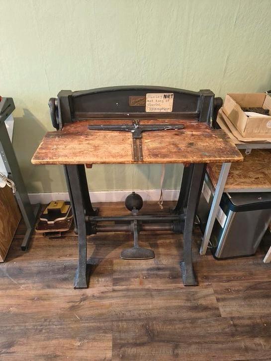 trap ril machine met vouw en perforatie rand, Hobby en Vrije tijd, Overige Hobby en Vrije tijd, Gebruikt, Ophalen