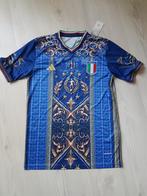 Italië heren voetbalshirt in size medium, Ophalen of Verzenden, Zo goed als nieuw, Maat 48/50 (M), Voetbal