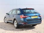 Skoda Superb Combi 1.4TSi Style Automaat Navi Clima 17" Park, 4 cilinders, Blauw, Origineel Nederlands, 1600 kg