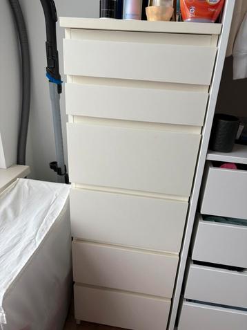 Ladekast beschikbaar voor biedingen