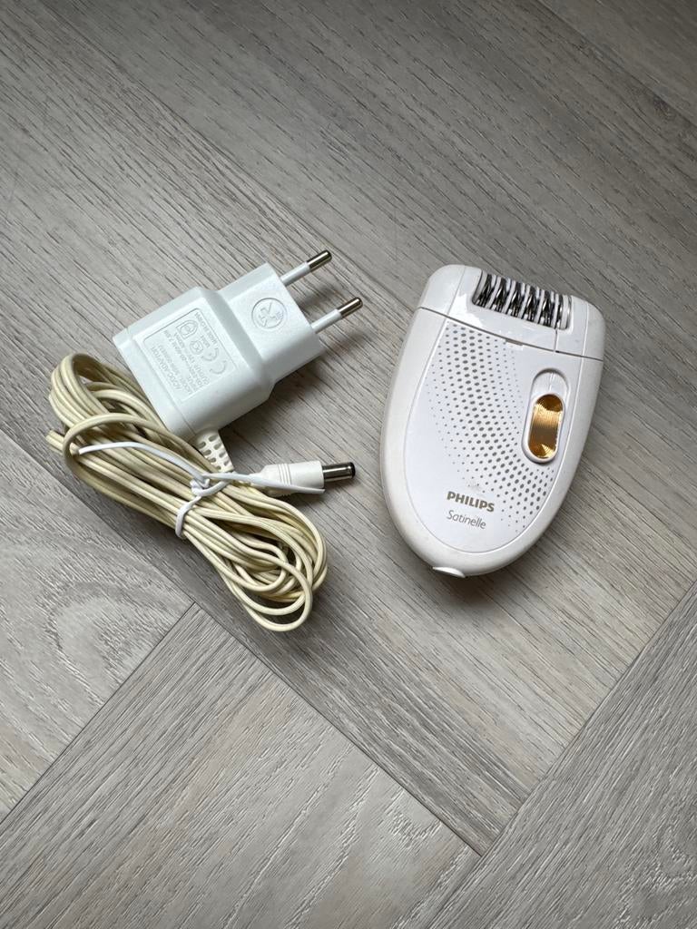Philips Satinelle Epileerapparaat, Witgoed en Apparatuur, Persoonlijke-verzorgingsapparatuur, Ophalen of Verzenden, Gebruikt, Scheren en Epileren