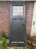 Jaren 30 oude paneel deur met originele glas-in-lood, Doe-het-zelf en Verbouw, Deuren en Horren, Ophalen, Gebruikt, 80 tot 100 cm