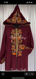 Jelaba rood met gekleurde details xl, Overige typen, Maat 46/48 (XL) of groter, Ophalen of Verzenden, Zo goed als nieuw