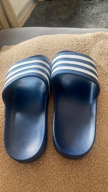 Nieuwe adidas badslippers originele maat 38 beschikbaar voor biedingen