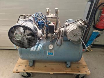DÜRR Dental compressor  beschikbaar voor biedingen