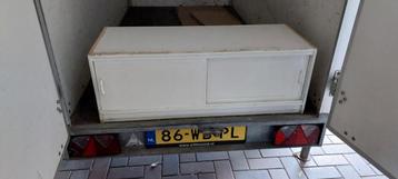 Onderkast 102 beschikbaar voor biedingen