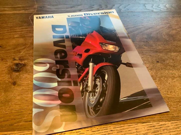 Yamaha XJ600S Diversion Brochure - Zeldzaam!  (Y4), Motoren, Handleidingen en Instructieboekjes, Yamaha, Ophalen of Verzenden