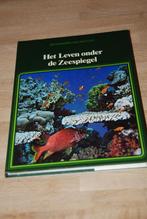 Het leven onder de zeespiegel., Ophalen of Verzenden, Zo goed als nieuw, K.A. van den Hoek