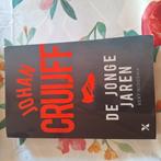 Johan Cruijff - de jonge jaren, Boeken, Sportboeken, Ophalen of Verzenden, Zo goed als nieuw, Balsport