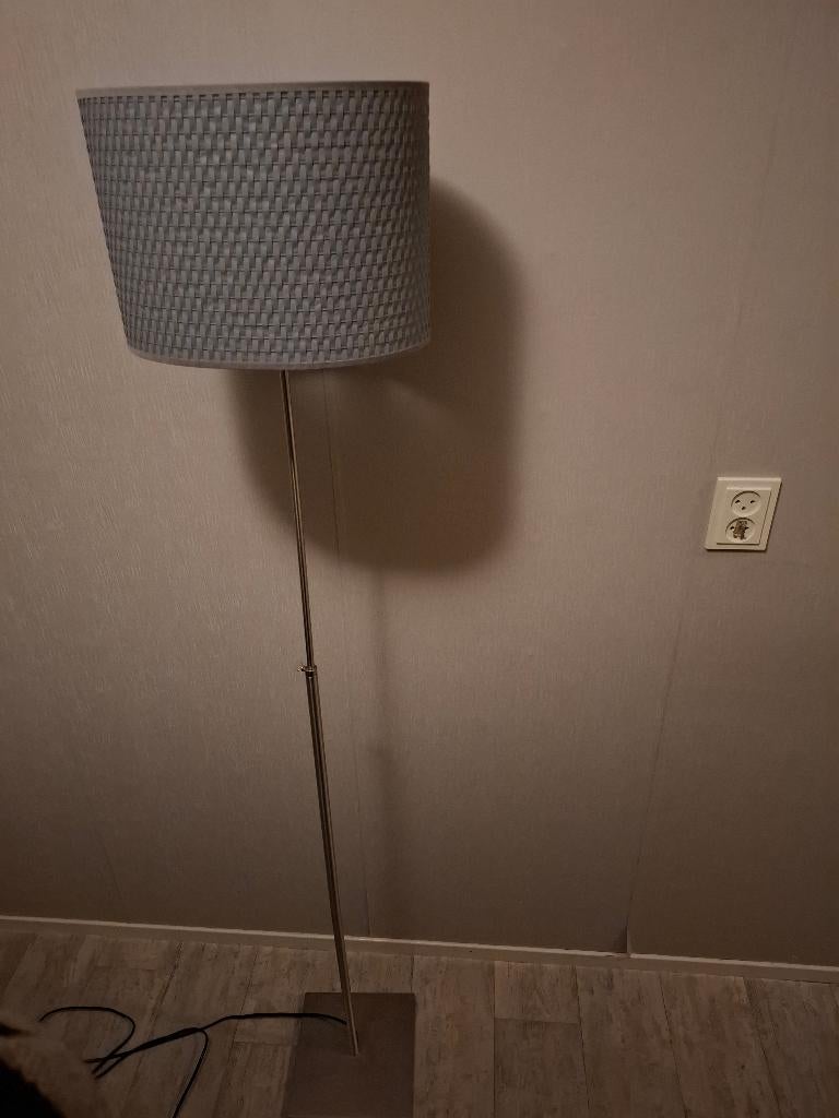 Mooie staande lamp, Ophalen, Zo goed als nieuw, Metaal, 150 tot 200 cm