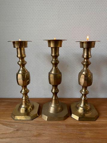 Unieke Set Gouden Hoge Koperen Kandelaren voor Theelicht  beschikbaar voor biedingen