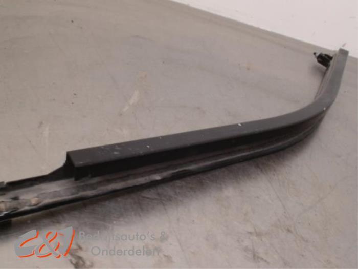 Schuifdeur Rail rechts van een Mercedes Citan, Auto-onderdelen, Carrosserie en Plaatwerk, Mercedes-Benz, Gebruikt, 3 maanden garantie