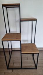 Industriële  Plantentafel met Houten Etagères bijzettafel, Huis en Inrichting, Tafels | Bijzettafels, Ophalen, Gebruikt, Metaal of Aluminium