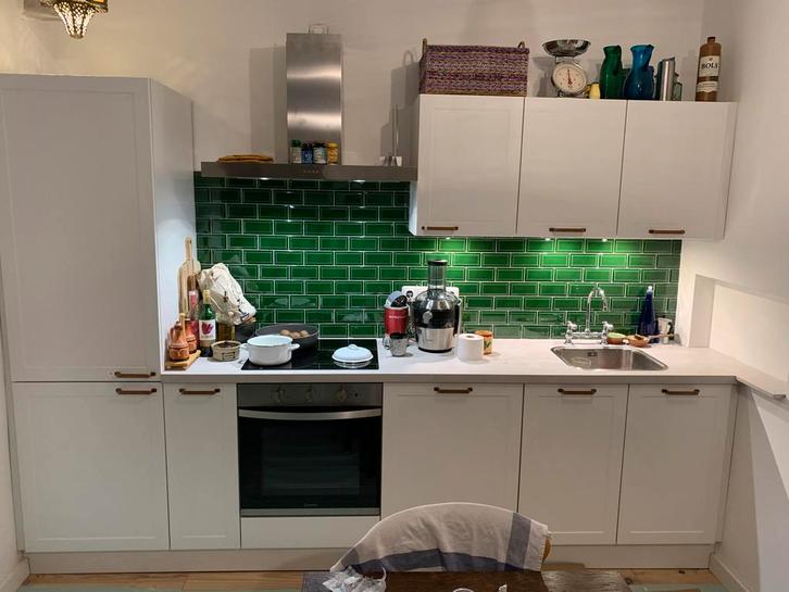 Gebruikte keuken te koop, Huis en Inrichting, Keuken | Complete keukens, Gebruikt, Enkelwandige keuken, Wit, Kunststof, Ophalen