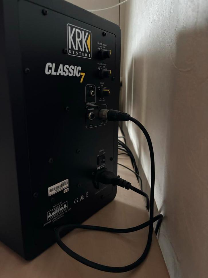 2x KRK Rokit Classic 7 + Devine Centro2i2o, Audio, Tv en Foto, Luidsprekers, Zo goed als nieuw, Front, Rear of Stereo speakers