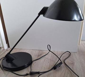 Zwart metalen bureaulamp, tafellamp, vintage beschikbaar voor biedingen