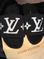 Lv pantoffels, Ophalen of Verzenden, Zo goed als nieuw, Pantoffels of Sloffen