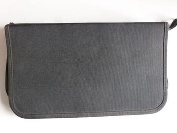 CD.  Opbergtas (48 cd's) beschikbaar voor biedingen