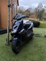 Aprilia sr 70cc, Fietsen en Brommers, Ophalen, Tweetakt, Maximaal 45 km/u, 70 cc