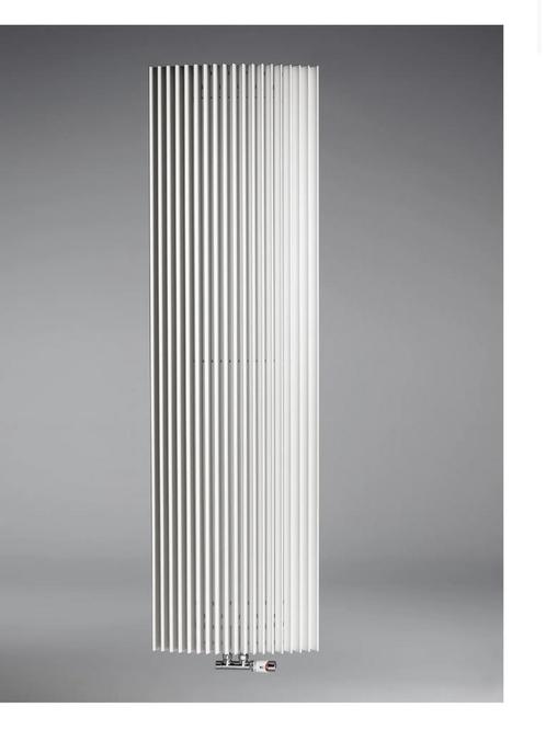 Jaga design radiator, Doe-het-zelf en Verbouw, Verwarming en Radiatoren, Zo goed als nieuw, Radiator, 800 watt of meer, 80 cm of meer