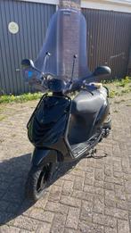 Piaggio zip 4t 50cc 2v (2016), Fietsen en Brommers, Scooters | Piaggio, Ophalen, Zo goed als nieuw, Zip