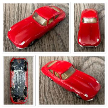 Jaguar E Type (Lesney) beschikbaar voor biedingen