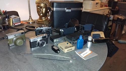 3x Vintage camera's + toebehorende + koffertje, Audio, Tv en Foto, Fotocamera's Analoog, Gebruikt, Compact, Olympus, Ophalen