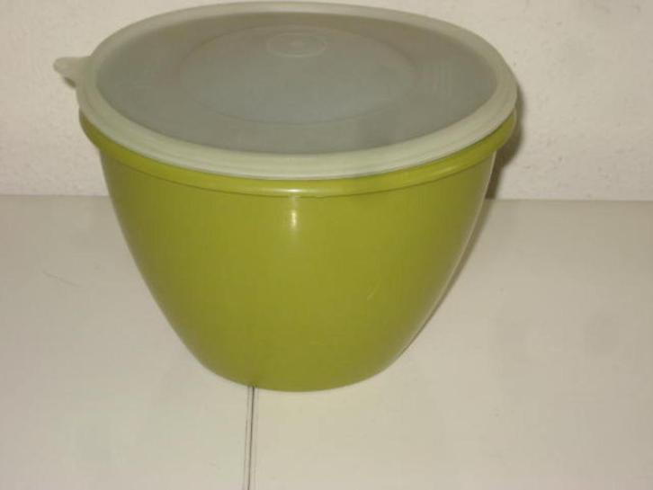 Vintage Tupperware saladekom groen, Huis en Inrichting, Keuken | Tupperware, Gebruikt, Overige typen, Groen, Wit, Ophalen of Verzenden