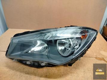 Mercedes CLA W117 Lamp links normaal beschikbaar voor biedingen