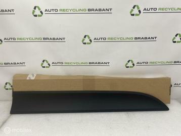 Portierlijst Rechts Voor Porsche Macan ORIGINEEL 95B898562 beschikbaar voor biedingen