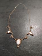 Vintage Camee Ketting met Triangel Design, Gebruikt, Ophalen of Verzenden, Goud, Overige materialen