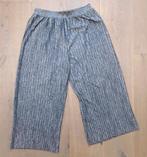 Te koop: Mooie wijde 3/4 broek van het merk MONKI  MT: M, Kleding | Dames, Maat 38/40 (M), Ophalen of Verzenden, Zo goed als nieuw