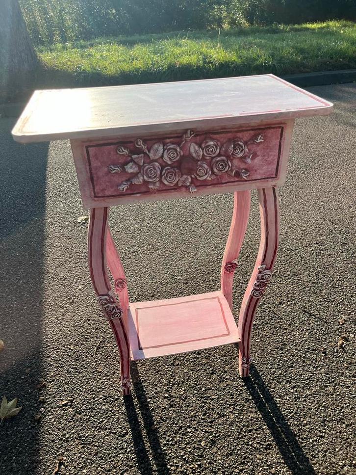 Handgemaakt Kleptafeltje met Roosjes, Huis en Inrichting, Tafelonderdelen, Gebruikt, Tafelblad, Minder dan 50 cm, 50 tot 100 cm
