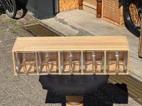 Keukenrek met glazen lades, Antiek en Kunst, Curiosa en Brocante, Ophalen of Verzenden