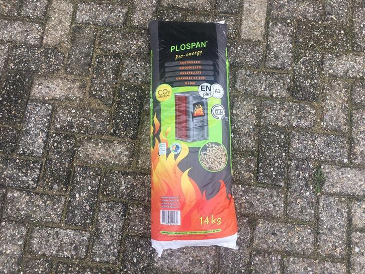 Plospan houtpellets/pellets bezorging geheel NL!, Tuin en Terras, Haardhout, Blokken, Overige houtsoorten, Minder dan 3 m³, Ophalen