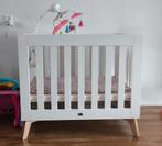 Babybox TWF incl. matras, kleed en muziekmobiel, Kinderen en Baby's, Boxen, Ophalen of Verzenden, Zo goed als nieuw, Vierkant